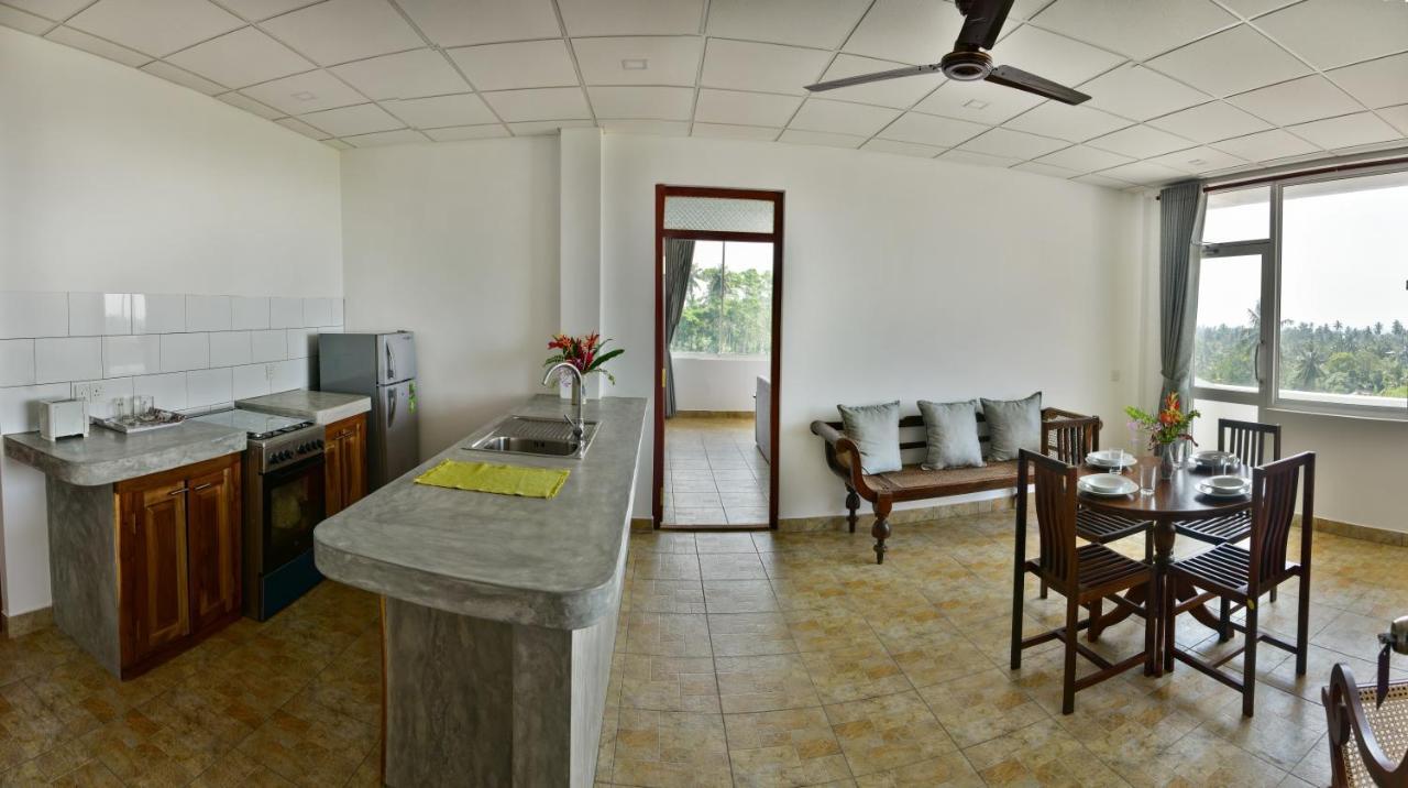 Villa Gamini Hikkaduwa Exterior photo